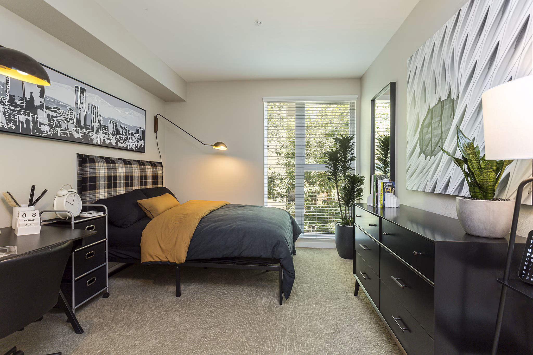 Modern bedroom with stylish decor at THEO luxury apartments