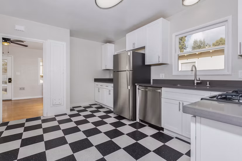 kitchen at Cecelia Court Apartments