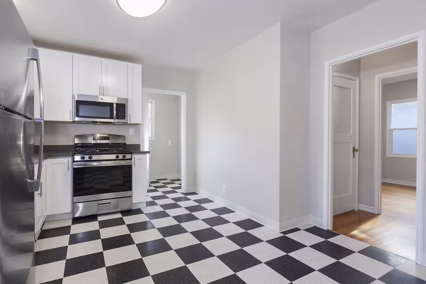 kitchen at Cecelia Court Apartments