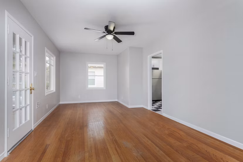 living room at Cecelia Court Apartments