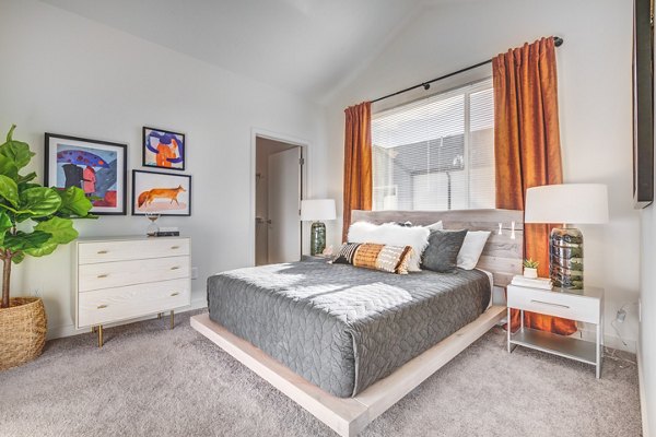 bedroom at Hawthorne Townhomes Apartments