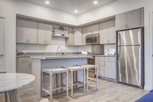 kitchen at Hawthorne Townhomes Apartments