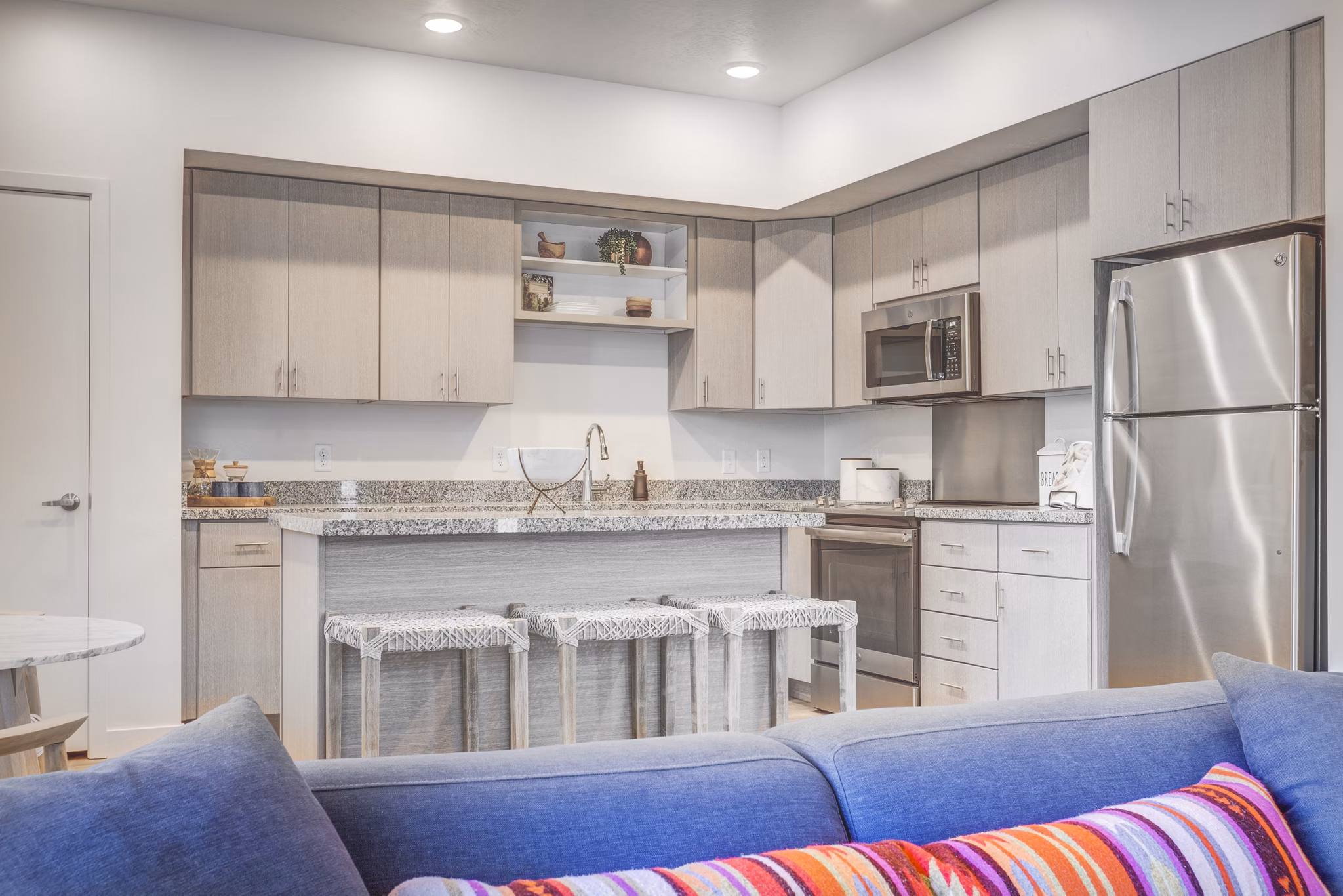 kitchen at Hawthorne Townhomes Apartments