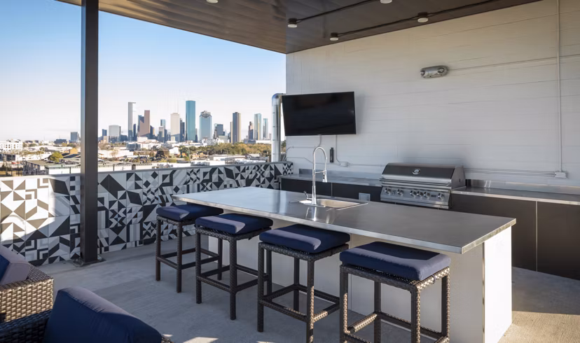 grill area at Bellrock Summer Street Apartments