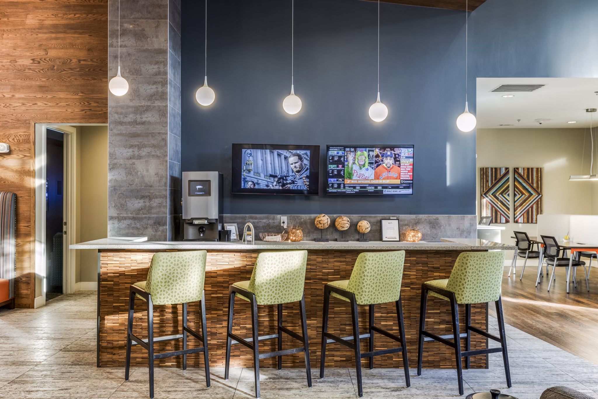 clubhouse at Landmark Conservancy Apartments 