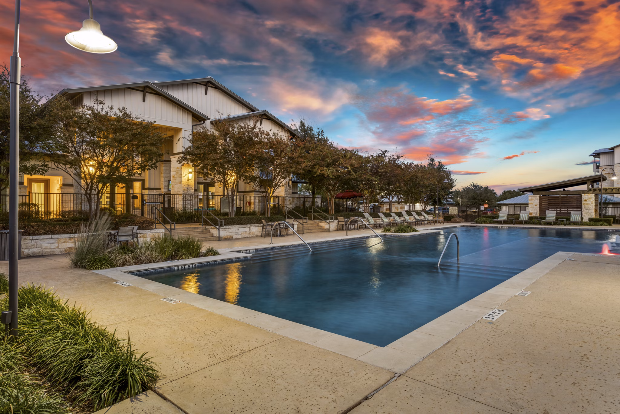 pool at Landmark Conservancy Apartments 