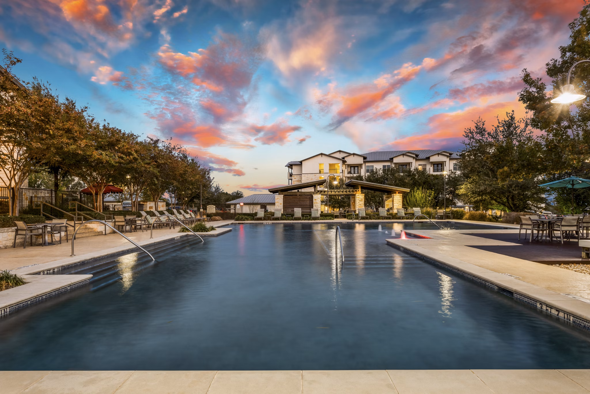 pool at Landmark Conservancy Apartments 