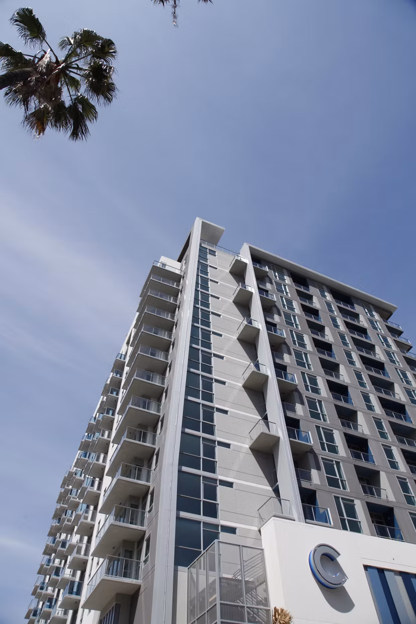 The Current Apartments: Contemporary luxury apartment building by the waterfront