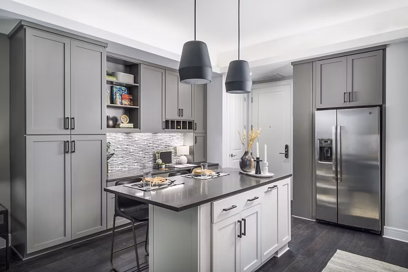 Modern kitchen with stainless steel appliances at The Ryan Apartments, Greystar luxury apartments in downtown Chicago