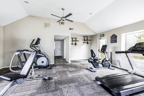 fitness center at Lexington Townhomes Apartments