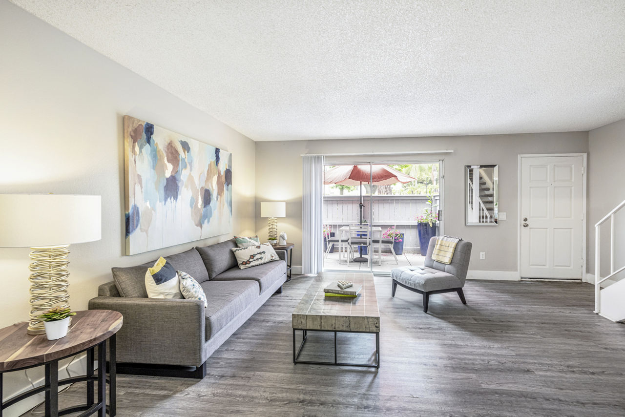 Lexington Townhomes Montclair Ca 11 of 12