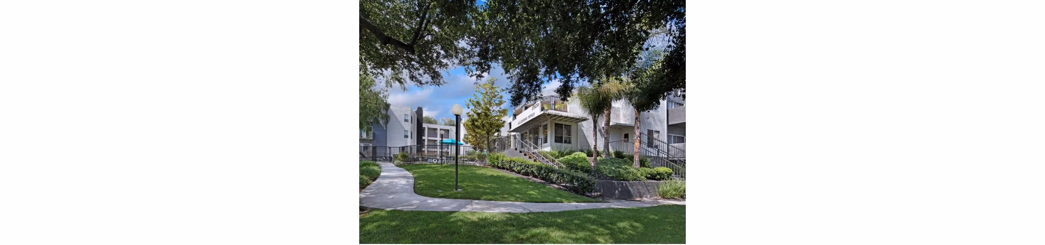 Canyon Crest Apartments: Scenic mountain-view luxury apartments in a serene canyon setting