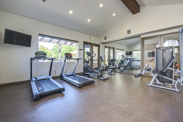 fitness center at Canyon Ridge Apartments