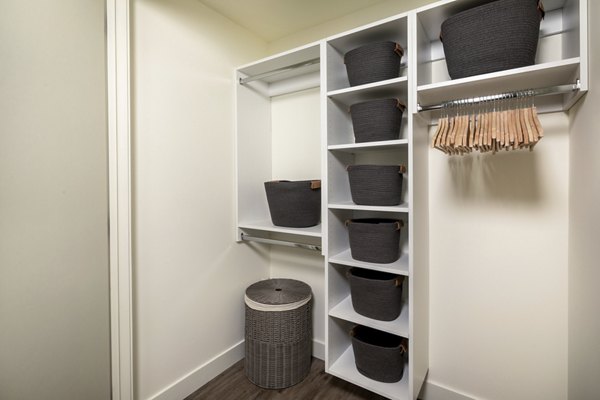 Catherine Santa Monica Apartments