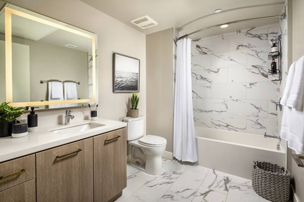 bathroom at Catherine Santa Monica Apartments