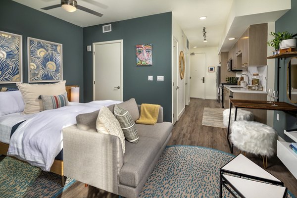 Catherine Santa Monica Apartments