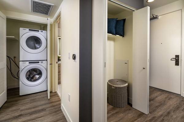 laundry room at Catherine Santa Monica Apartments