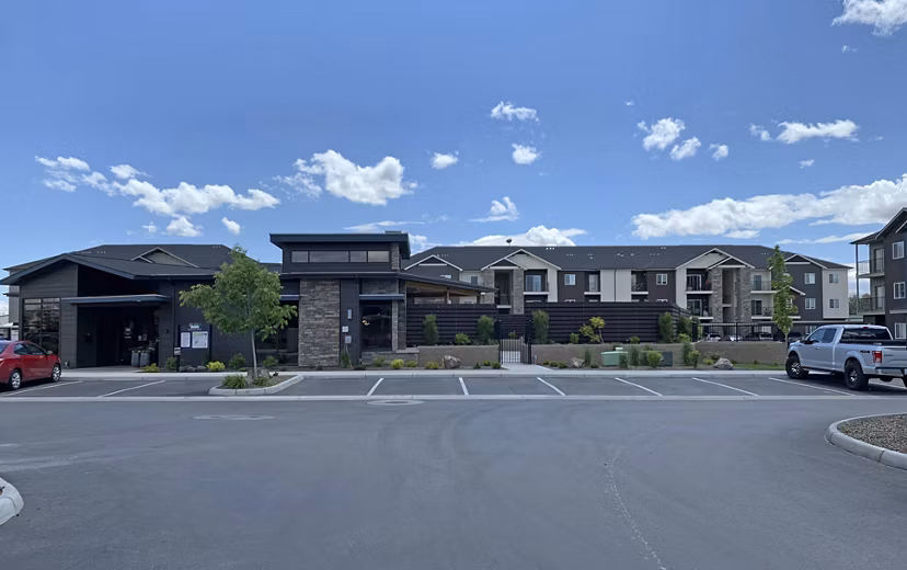Central Park Commons: Modern garden-style luxury apartments in urban setting