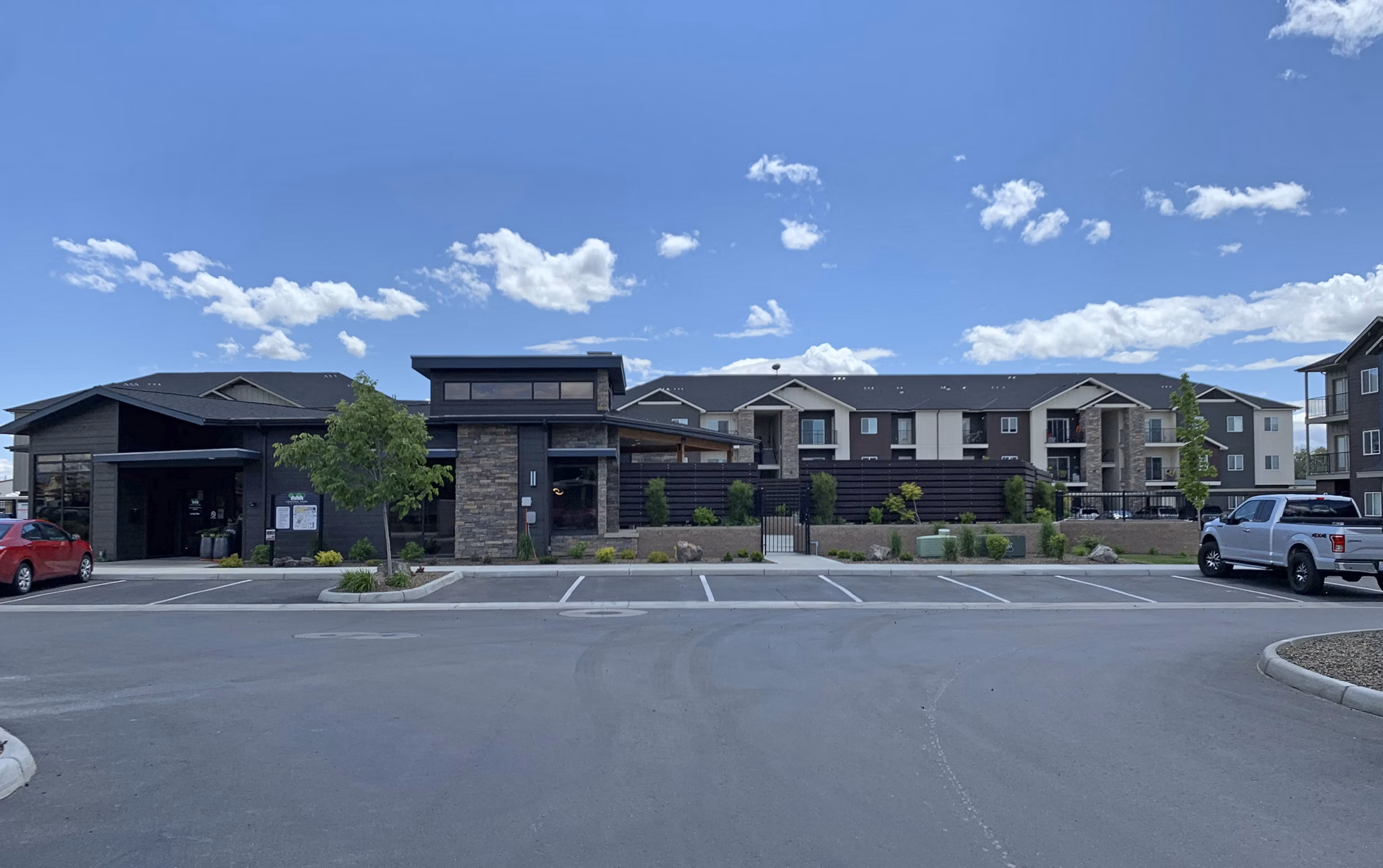 Central Park Commons: Modern garden-style luxury apartments in urban setting