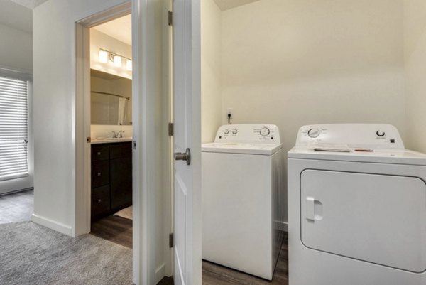 laundry room at Central Park Commons Apartments