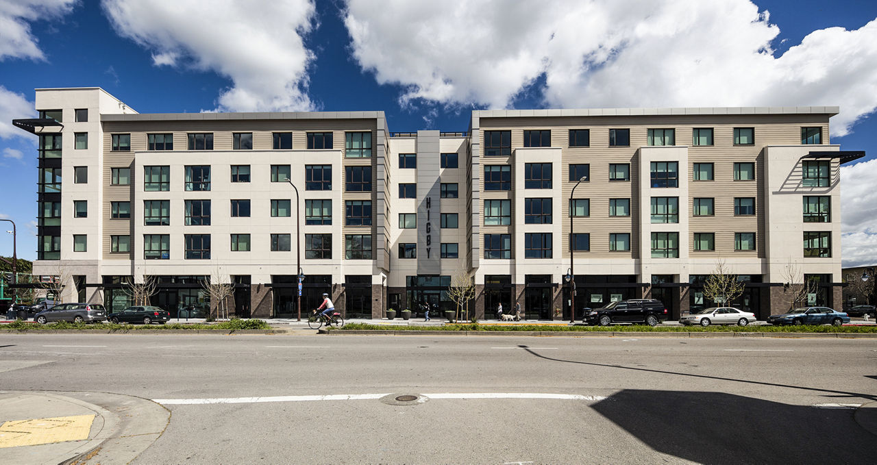 Aquatic Higby is a similar property to Aquatic II located in Berkeley