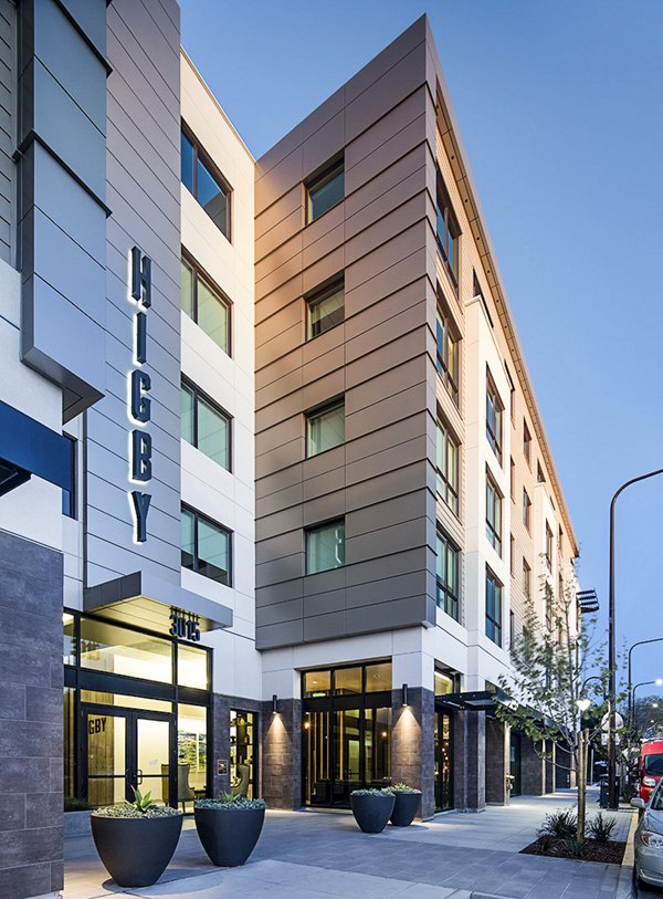 Higby Apartments: Modern luxury apartment building in San Francisco