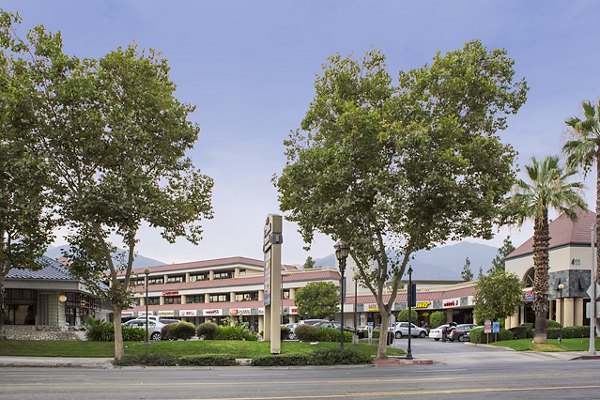 Areum Apartments: Tree-lined neighborhood streets near urban conveniences