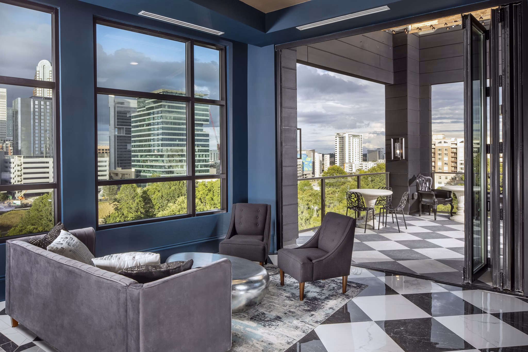 clubhouse at Broadstone Queen City Apartments