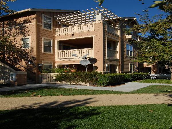 exterior at Stanford West Apartments