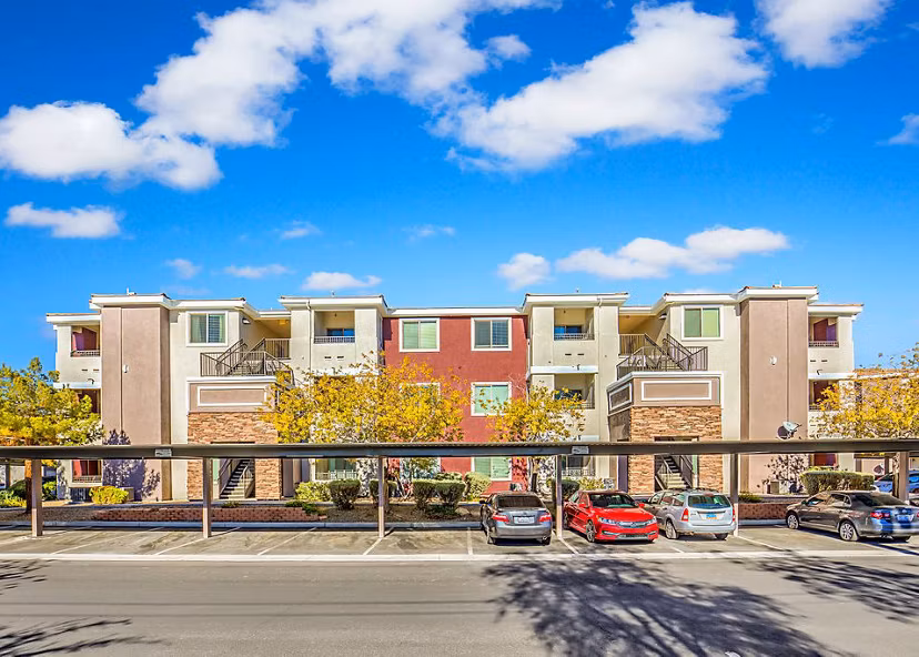 Luminous Apartments: Contemporary luxury apartments in a vibrant neighborhood