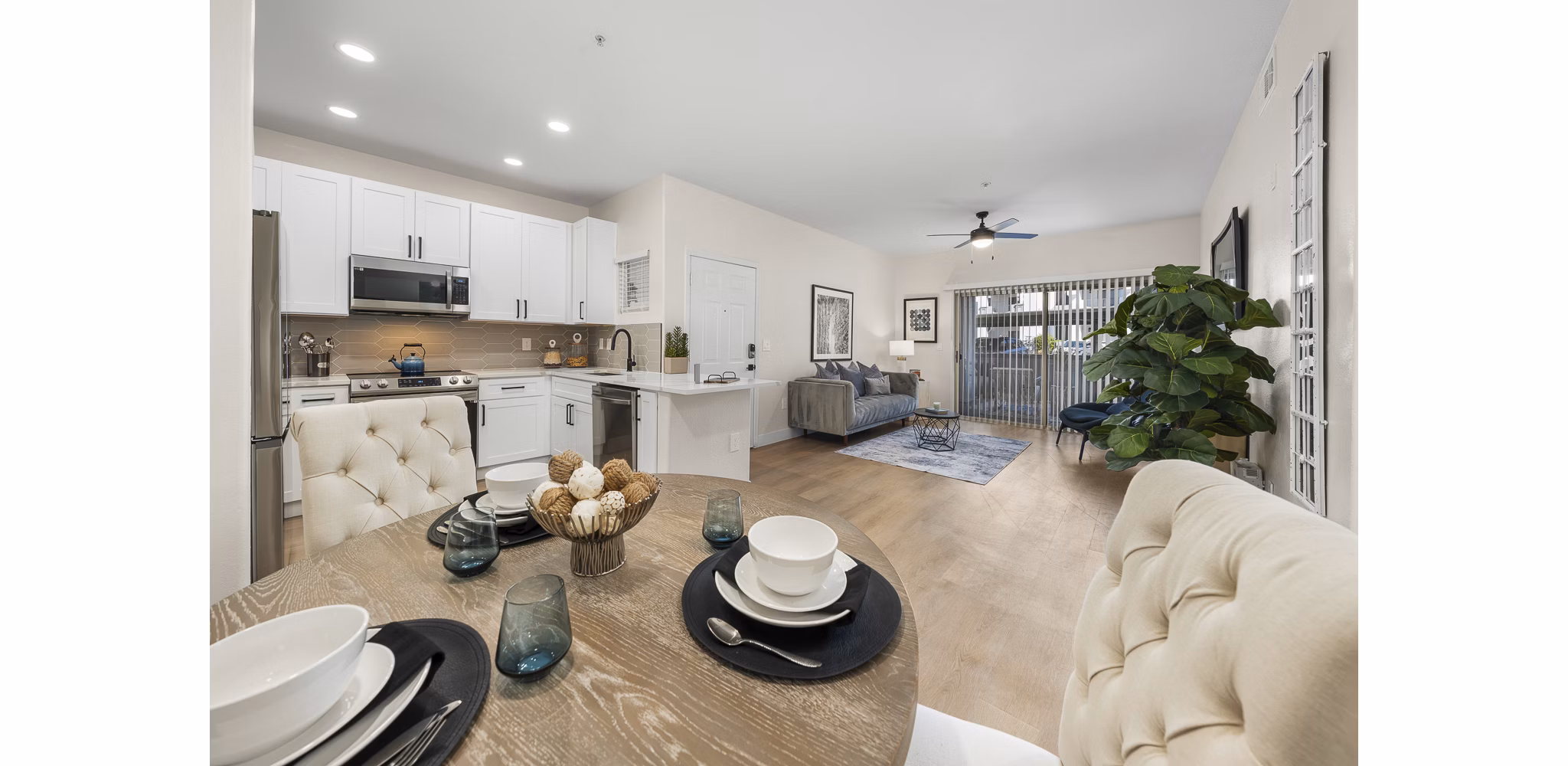 living room at Haven at Arrowhead Apartments