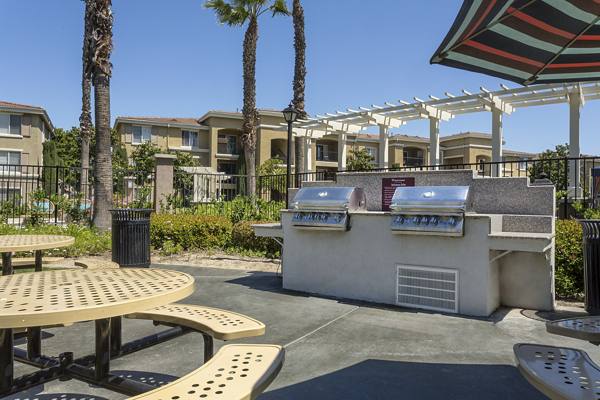 grill area at Waterstone at Moorpark Apartments