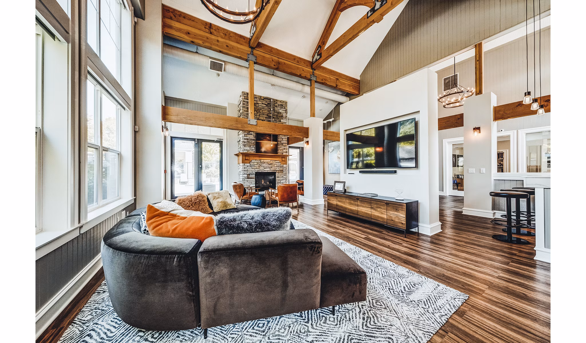 Bella Vista Apartments: Elegant clubhouse lobby with stylish seating and modern decor