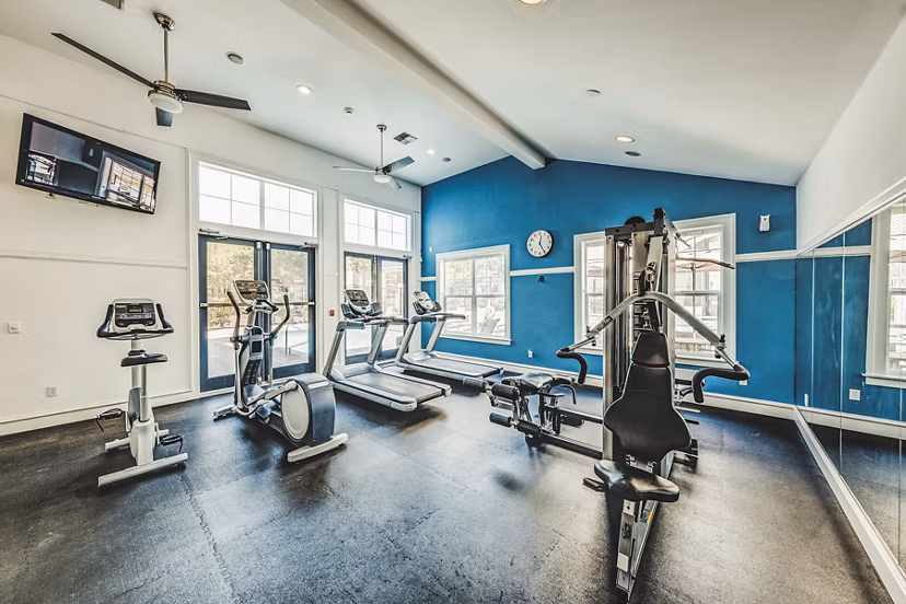 State-of-the-art fitness center with modern equipment at Bella Vista Apartments