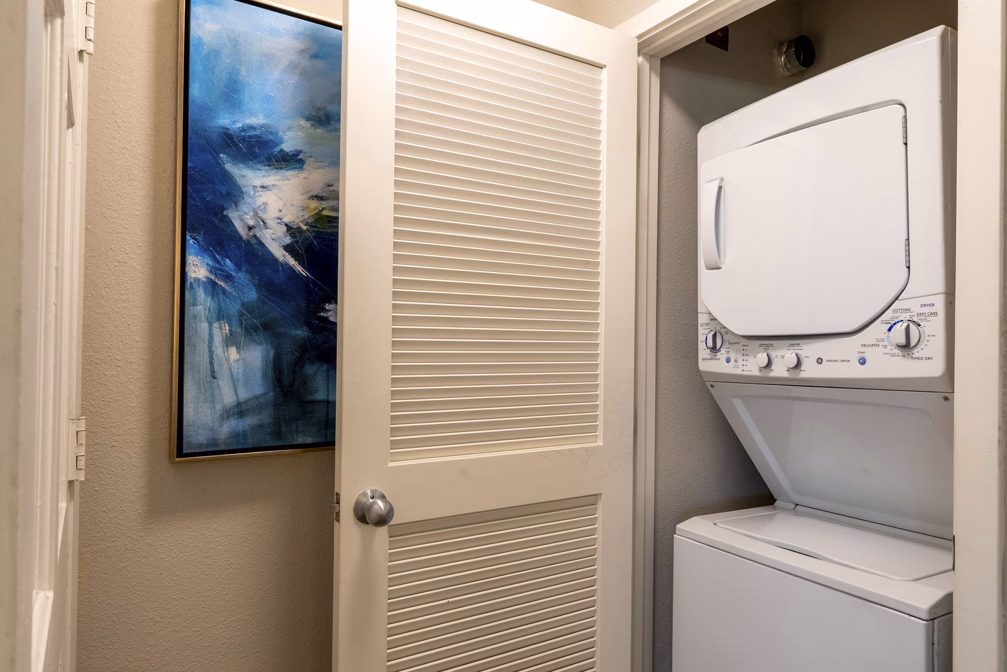 laundry facility at La Terraza Apartments