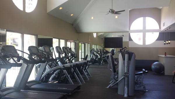 fitness center at Axiom La Jolla Apartments
