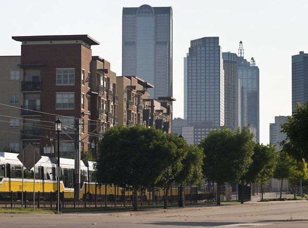 neighborhood at Broadstone Ambrose Apartments