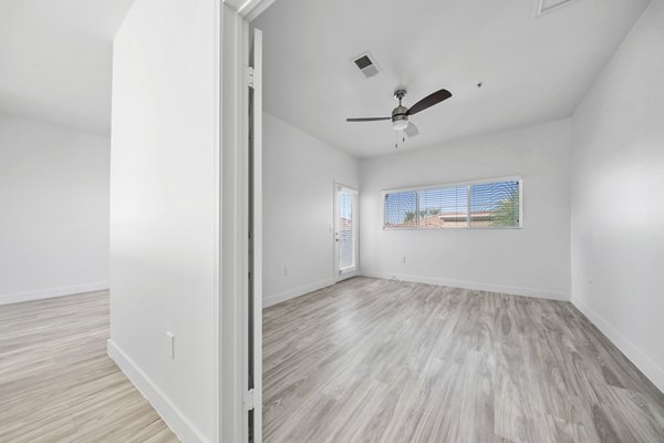 bedroom at GlenEagles Apartments