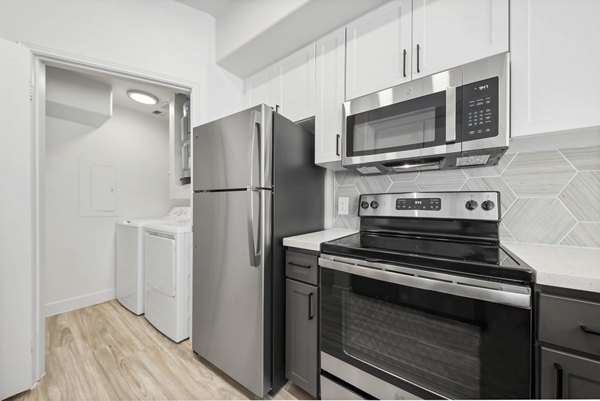 kitchen at GlenEagles Apartments