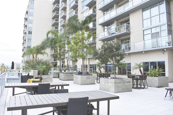 recreational area at NoHo 14 Apartments