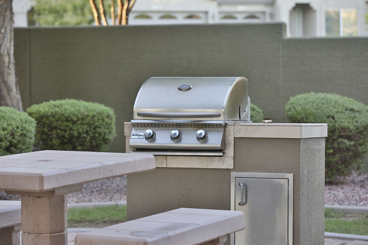 Grill area at San Riva At The Foothills