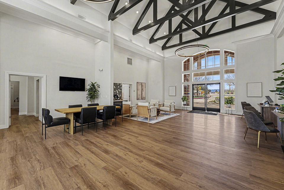 clubhouse at The Fairways At Raccoon Creek Apartments