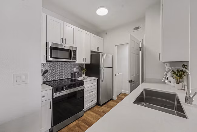 kitchen at The Fairways At Raccoon Creek Apartments