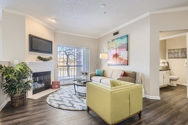 Living room at The Fairways at Raccoon Creek