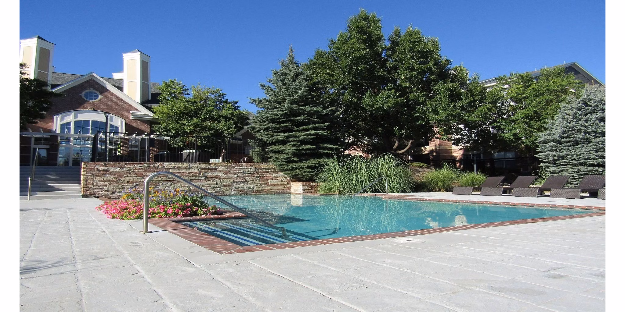 pool at The Fairways At Raccoon Creek Apartments