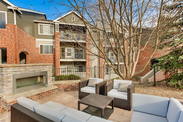 Patio with stylish outdoor seating at Mountain Gate Apartments