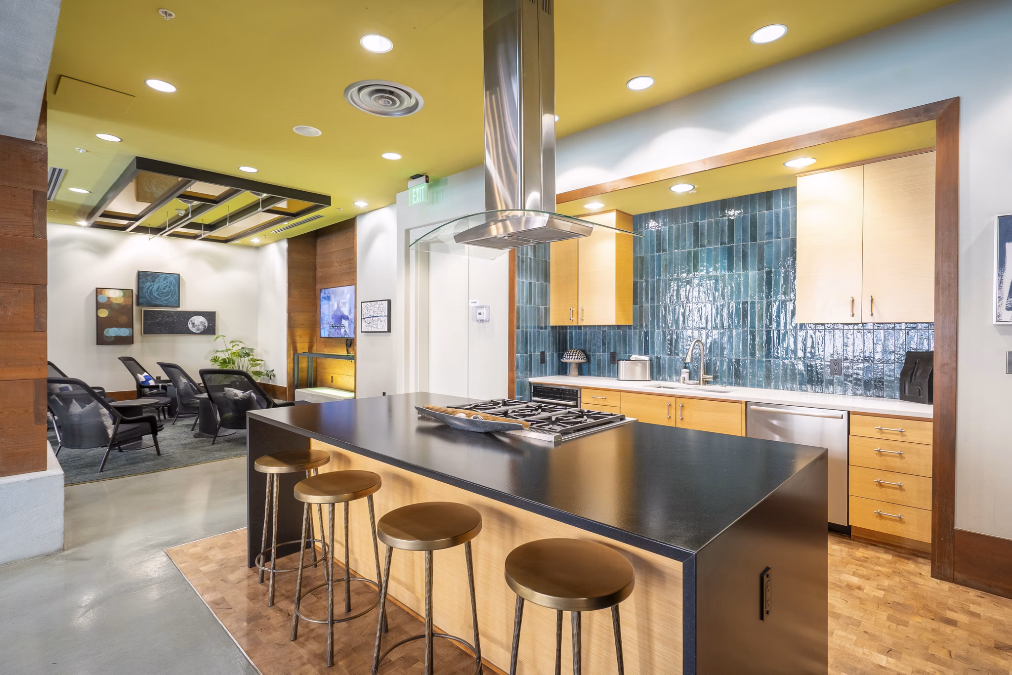 clubhouse at LINQ Midtown Apartments