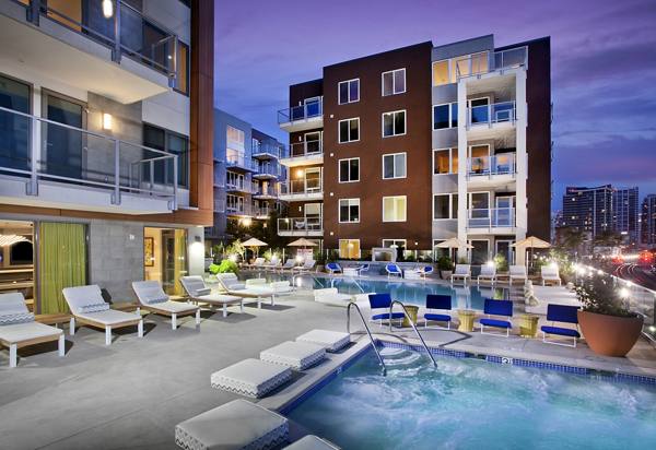 hot tub/jacuzzi at Broadstone Little Italy Apartments