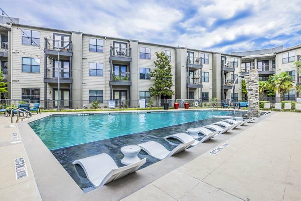 pool at Midtown Commons at Crestview Station Phase II Apartments