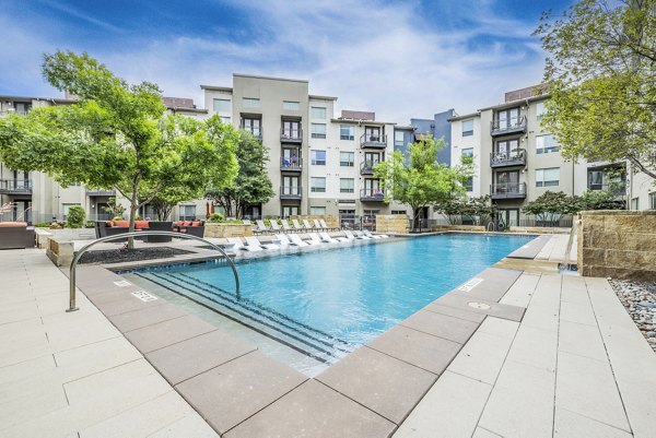 pool at Midtown Commons at Crestview Station Apartments